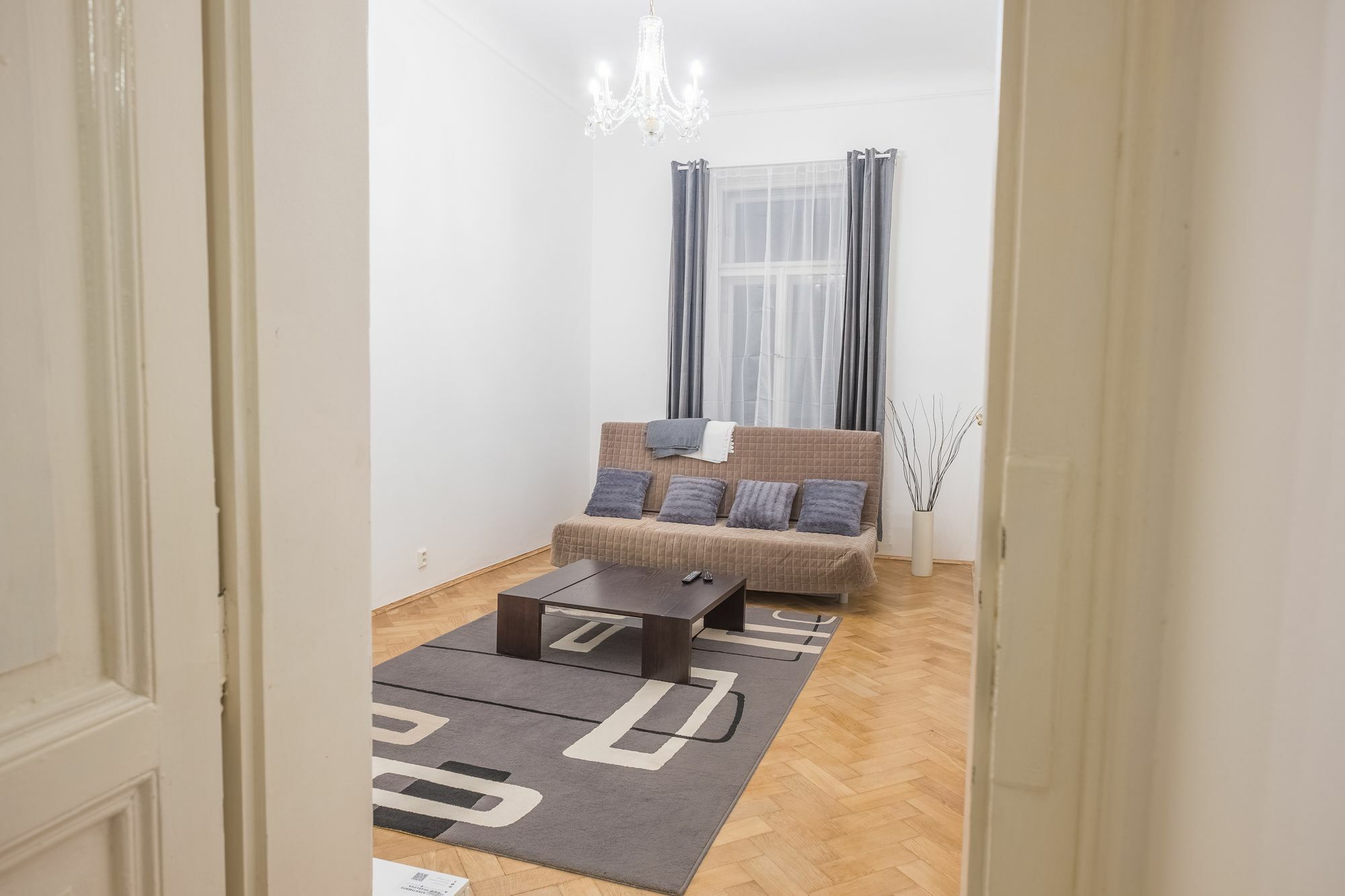 Apartments Resslova By The Dancing House Прага Екстериор снимка