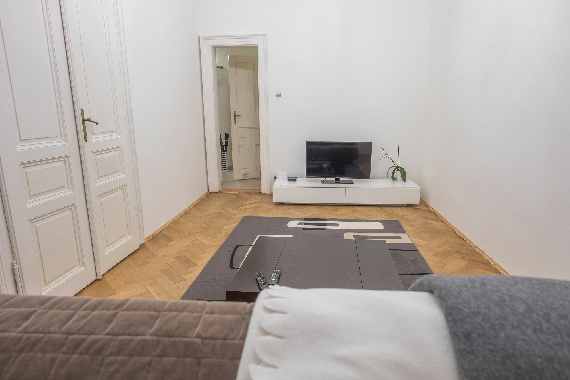 Apartments Resslova By The Dancing House Прага Екстериор снимка
